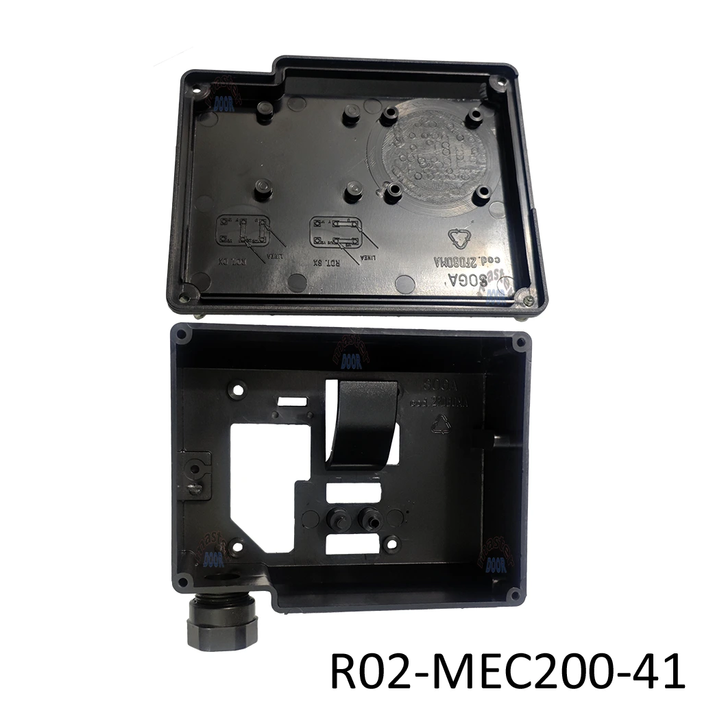 Caja plastico p capacitor MEC R02-MEC200-41 open.webp