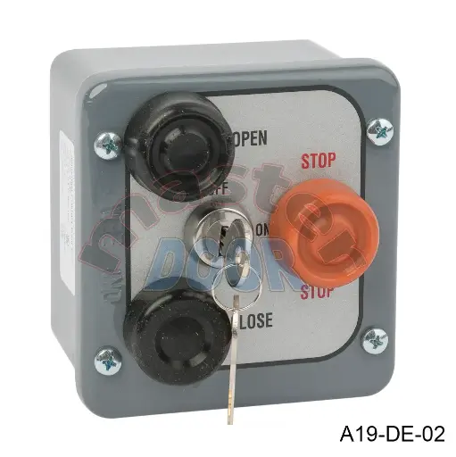 [A19-DE-02] Botonera Industrial Cuadrada V3BXL de Tres Pasos con llave para bloqueo, N4 UL